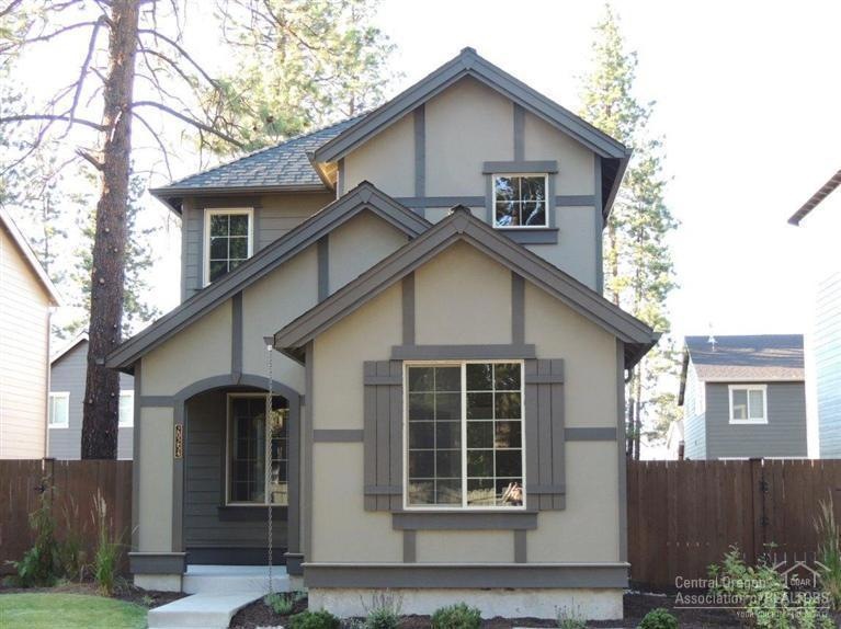 20254 SE Narnia Place unit 10, Bend, OR 97702 - photo 1