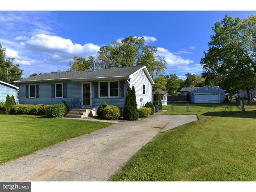 1365 Dogwood Ln, Vineland, NJ 08360 - photo 1