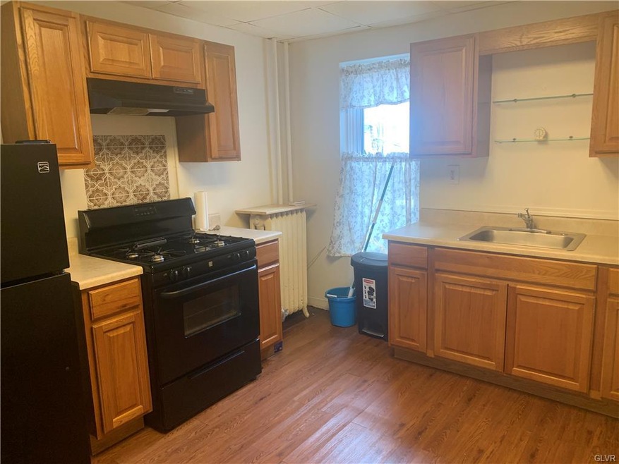 543 N 7th St unit 2, Allentown, PA 18102 - photo 1