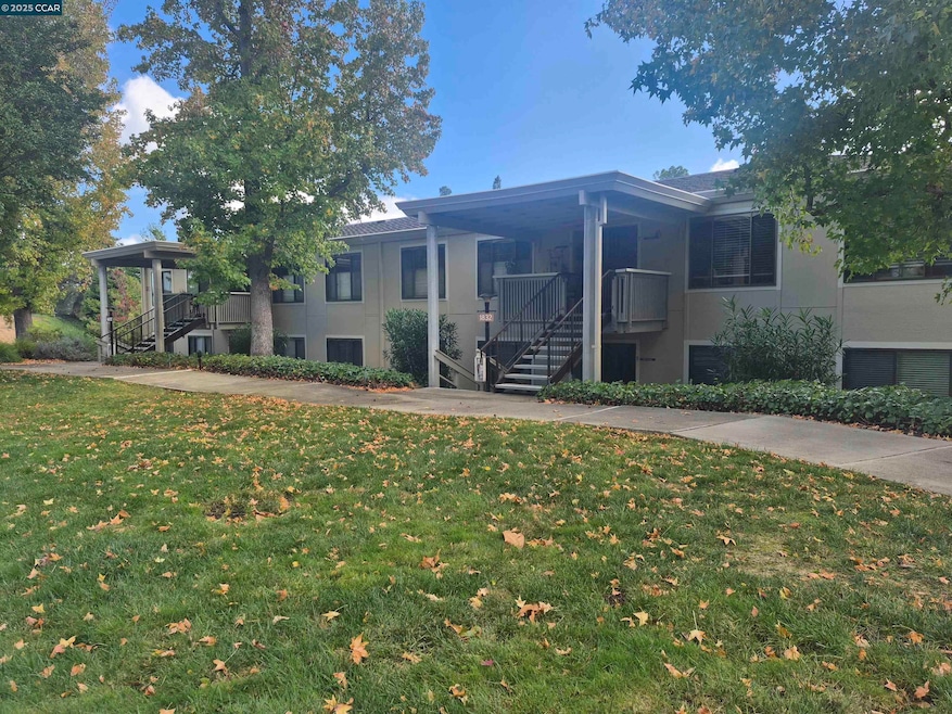 1832 Golden Rain Rd unit 6, Walnut Creek, CA 94595 - photo 1