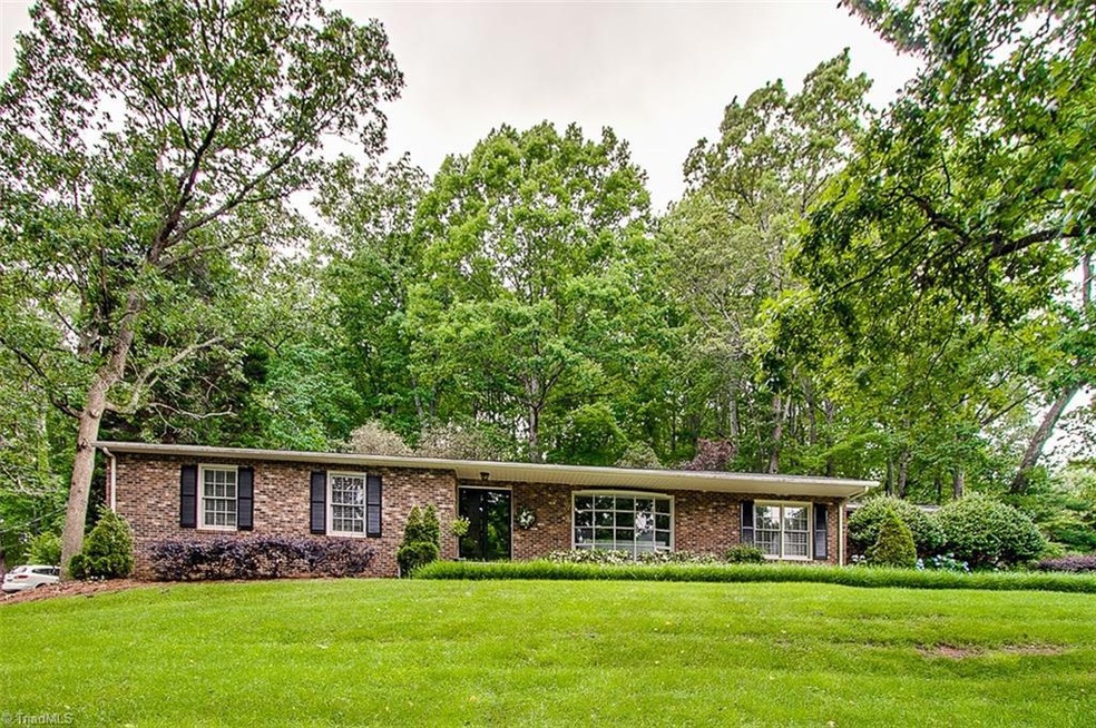 1027 Westmont Dr, Asheboro, NC 27205 - photo 1