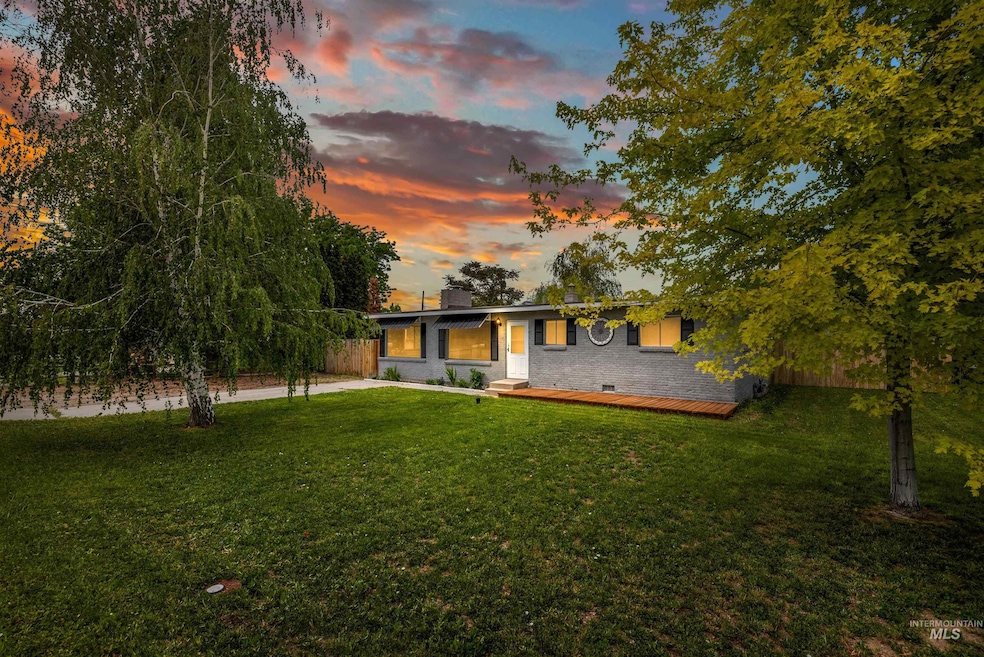 210 W Louisiana Ave, Nampa, ID 83686 - photo 1