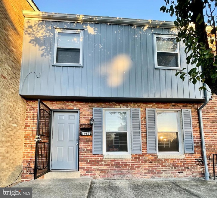 1957 Addison Rd S, District Heights, MD 20747 - photo 1