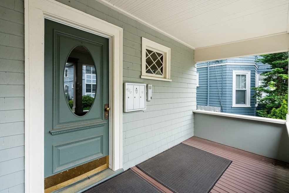 Sold $1,210,000 • Co-Listing Agent