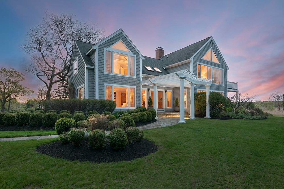 11 Runnymede Dr, North Hampton, NH 03862 - photo 1