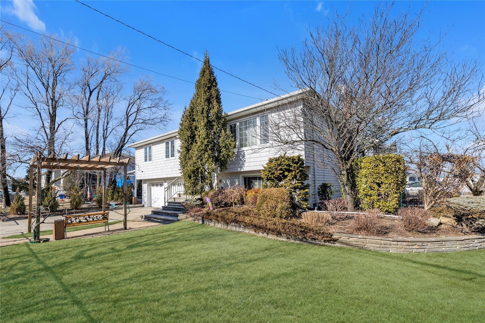 Sold $715,000 • Co-Listing Agent