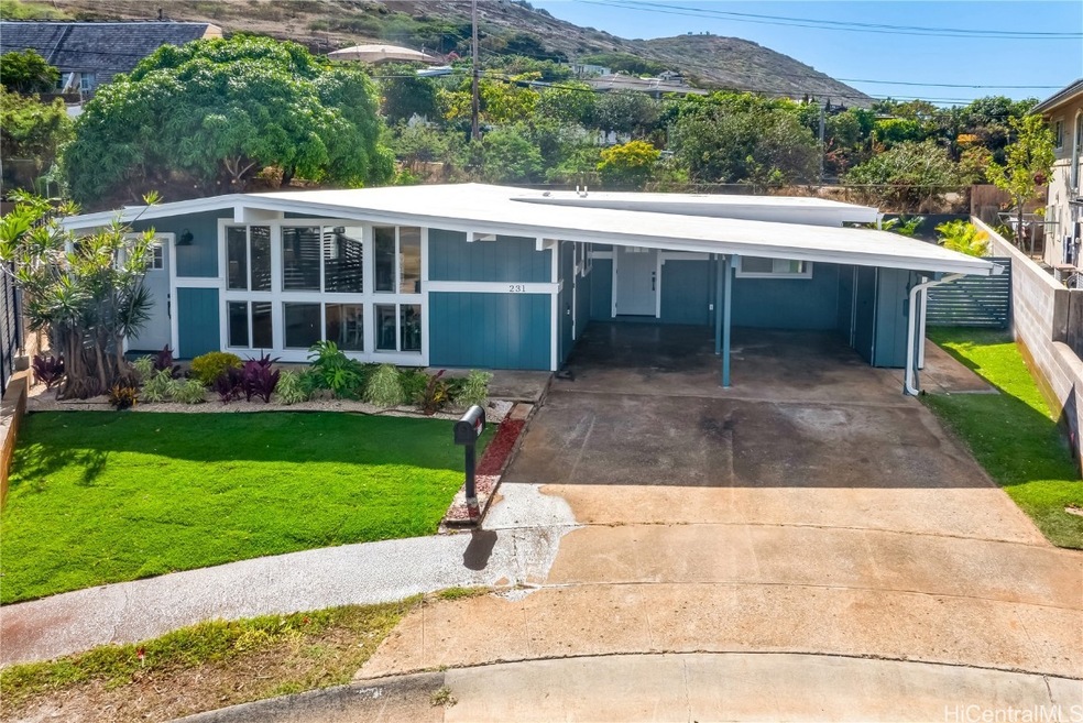 Amazing curb appeal in your cul-de-sac