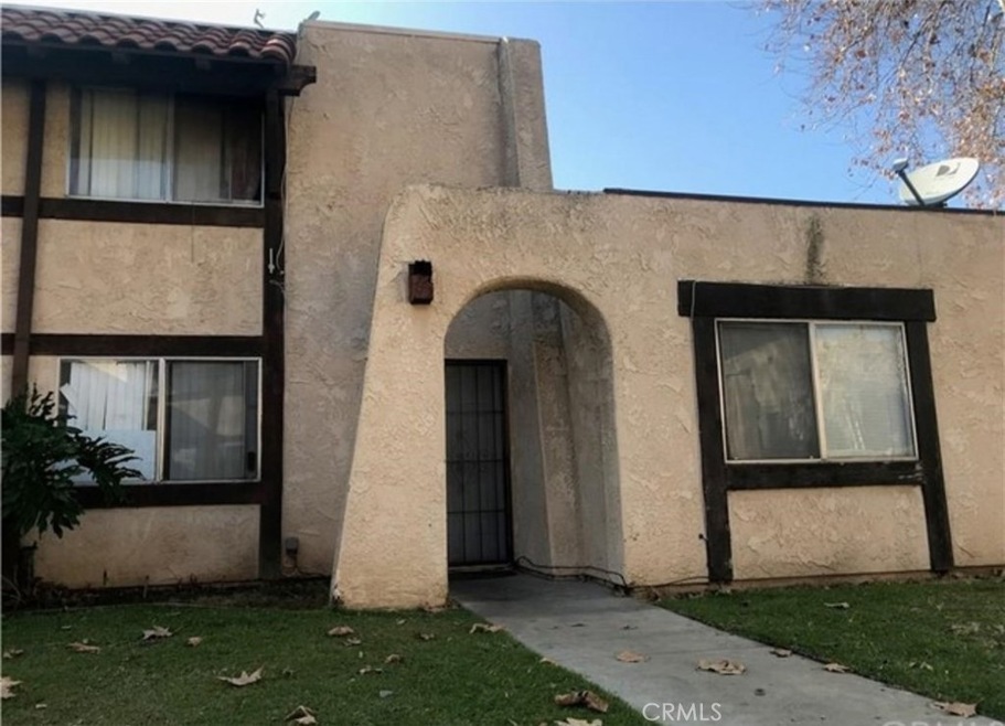 12221 Carnation Ln unit B, Moreno Valley, CA 92557 - photo 1