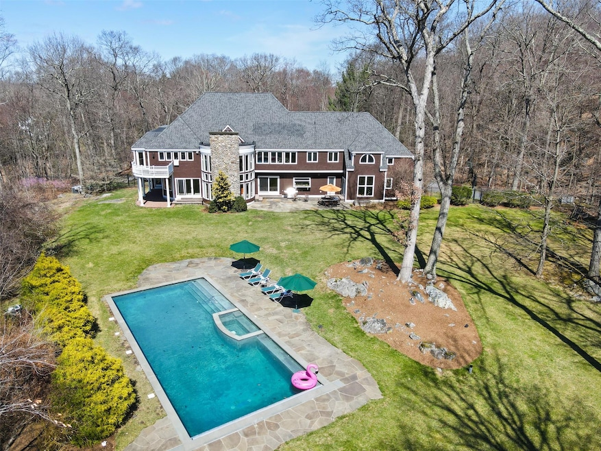 Sold $2,875,000 • Co-Listing Agent