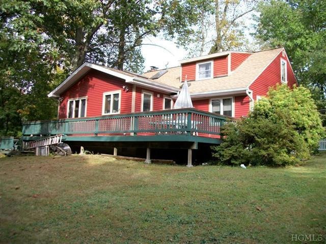 3177 Mohegan Ave, Mohegan Lake, NY 10547 - photo 1