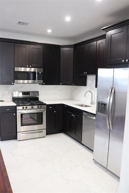 2110 Summit Ave, Union City, NJ 07087 - photo 1