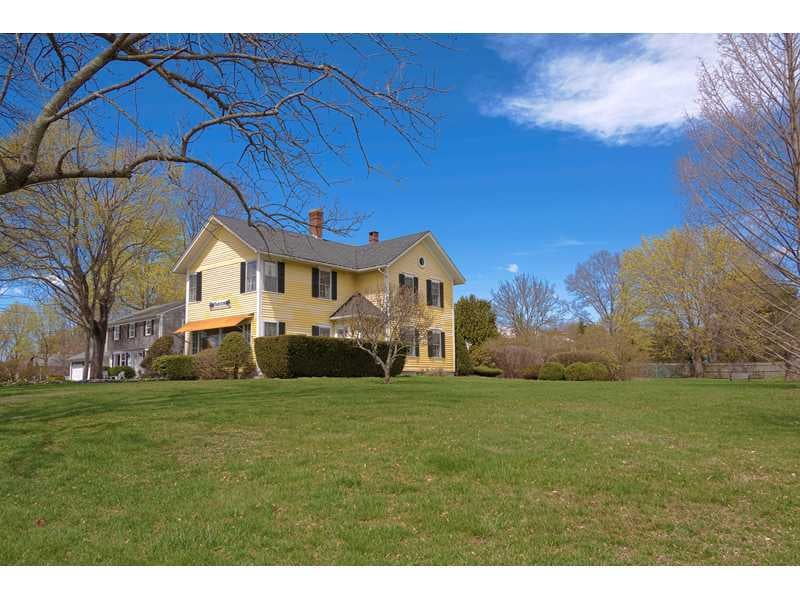 145 New Meadow Rd, Barrington, RI 02806 - photo 1