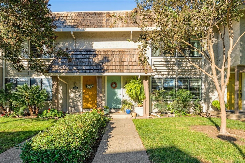 4568 Cimarron River Ct, San Jose, CA 95136 - photo 1