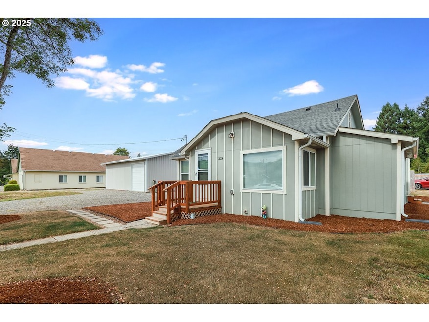 324 6th St, Vader, WA 98593 - photo 1