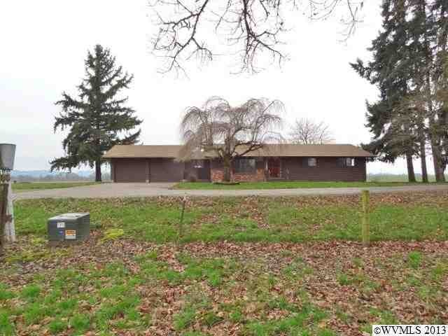 18825 SW Delashmutt Ln, McMinnville, OR 97128 - photo 1