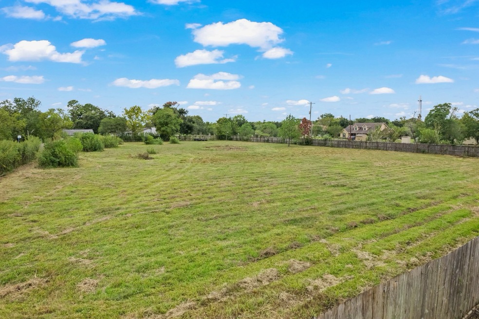 5595 County Road 155, Algoa, TX 77511 - photo 1