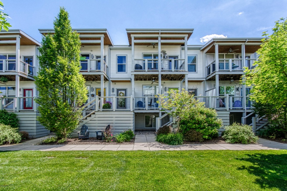 CeladonNewTownCondo