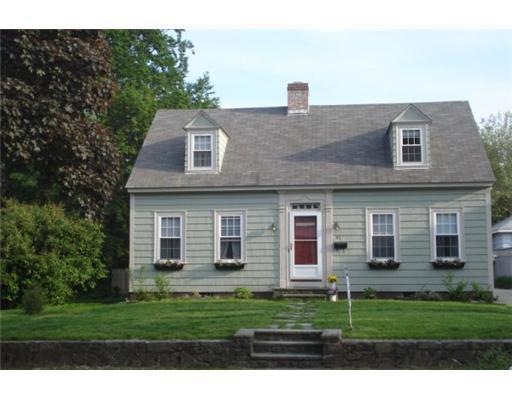 91 Friendly Rd, Cranston, RI 02910 - photo 1