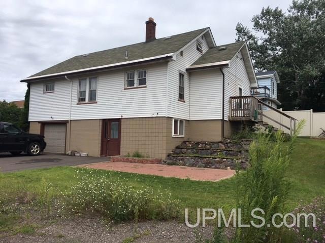 331 W Peck St, Negaunee, MI 49866 - photo 1