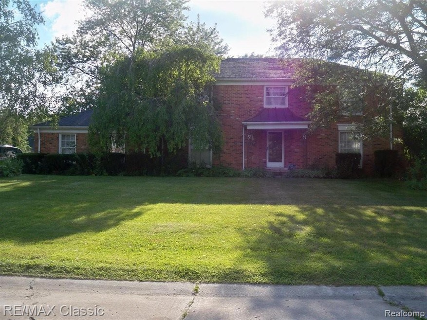 5918 Red Coat Lane