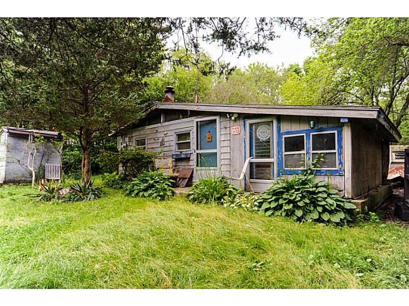 113 Frigate St, Jamestown, RI 02835 - photo 1