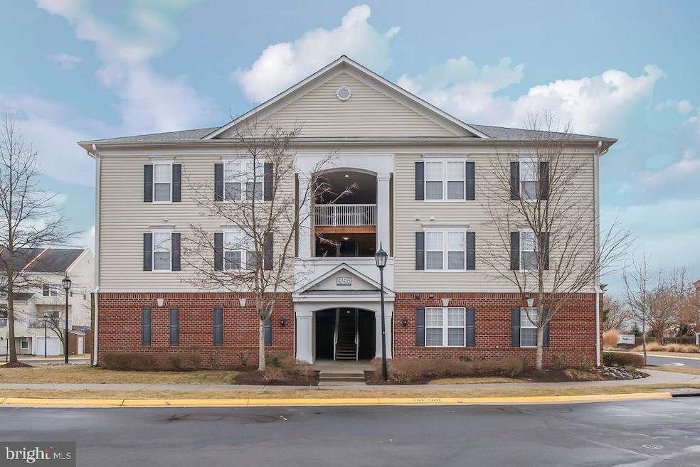 For Rent $2,350/month • Co-Listing Agent