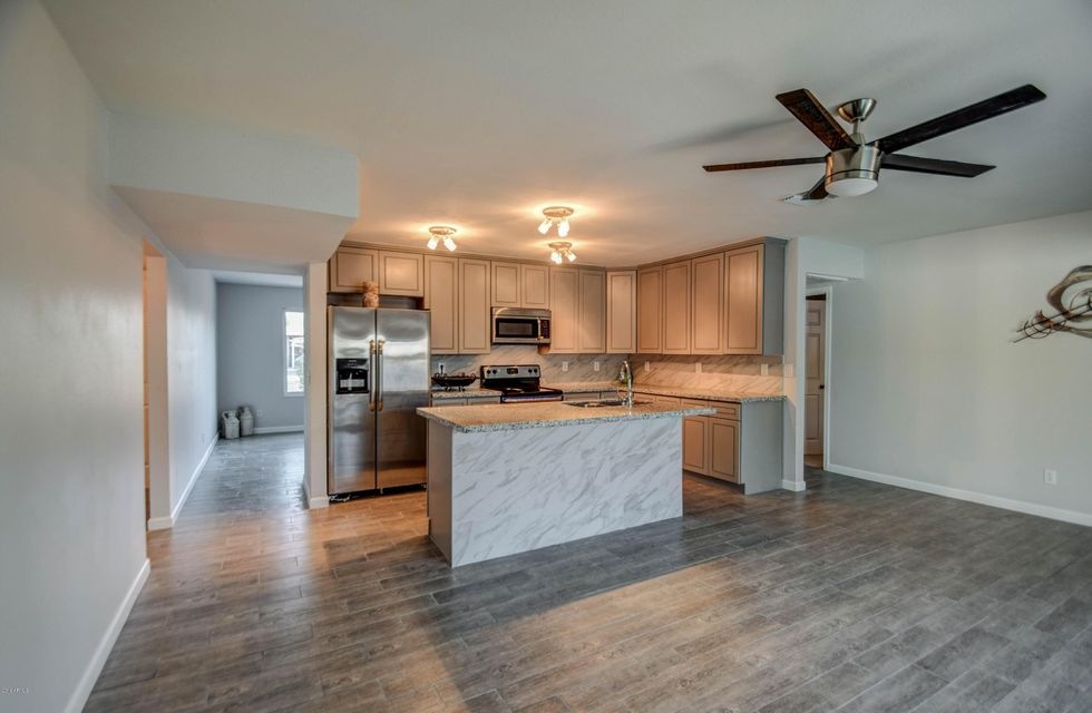 528 E Manhatton Dr, Tempe, AZ 85282 - photo 1