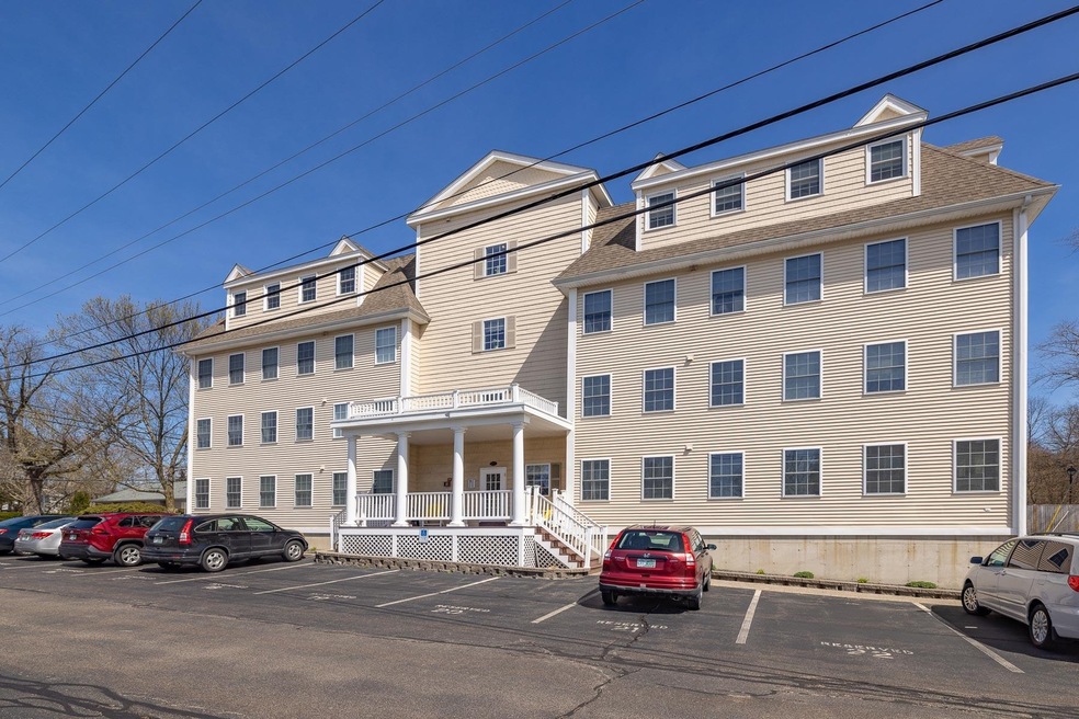 105 Winnacunnet Rd unit 2, Hampton, NH 03842 - photo 1