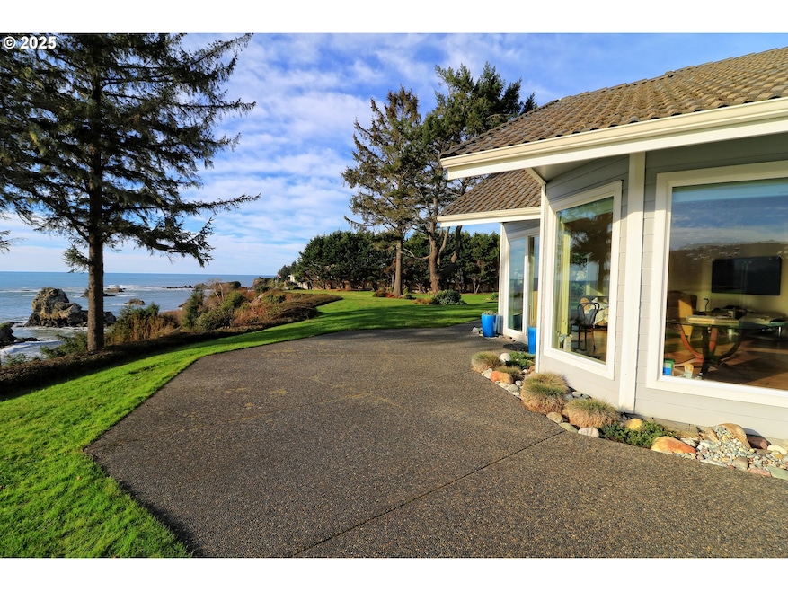 Sold $888,000 • Co-Listing Agent