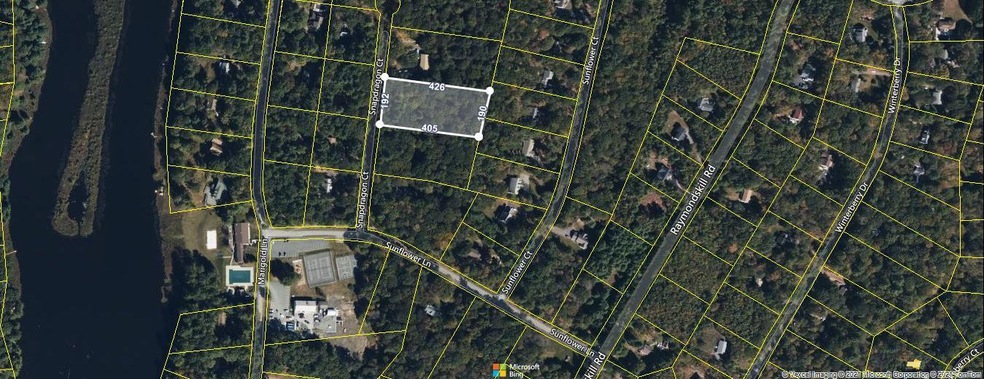 111 Snapdragon Ct, Milford, PA 18337 - photo 1