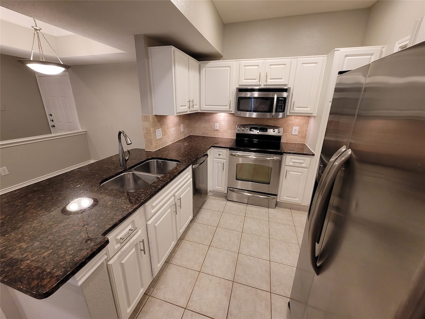 For Rent $1,520/month