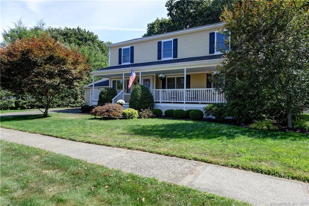 105 Doreen Dr, Fairfield, CT 06824 - photo 1