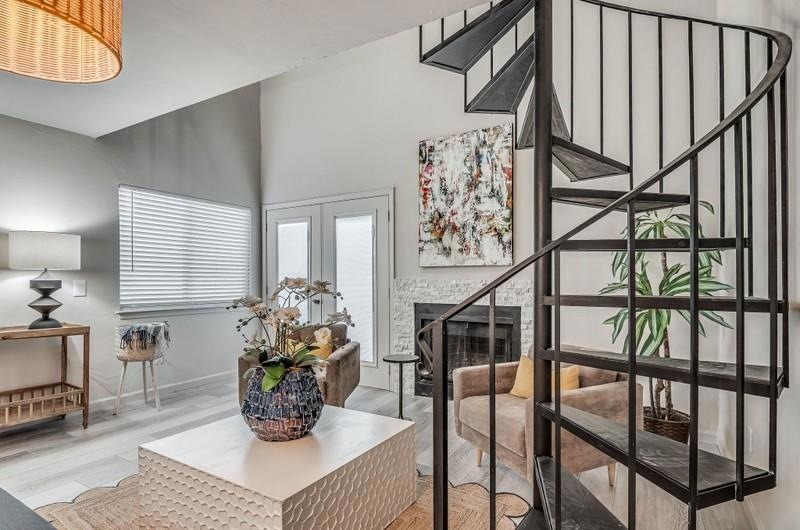 11560 N May Ave unit G207, Oklahoma City, OK 73120 - photo 1