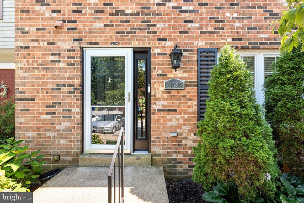 11539 Shell Flower Ln, Columbia, MD 21044 - photo 1