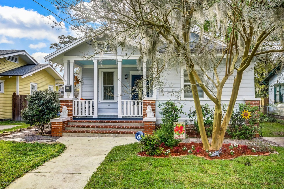 3674 Oak St, Jacksonville, FL 32205 - photo 1