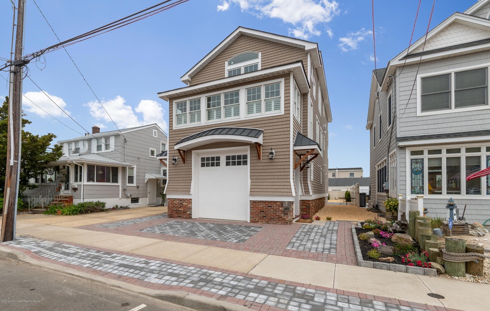Front of Home jpg