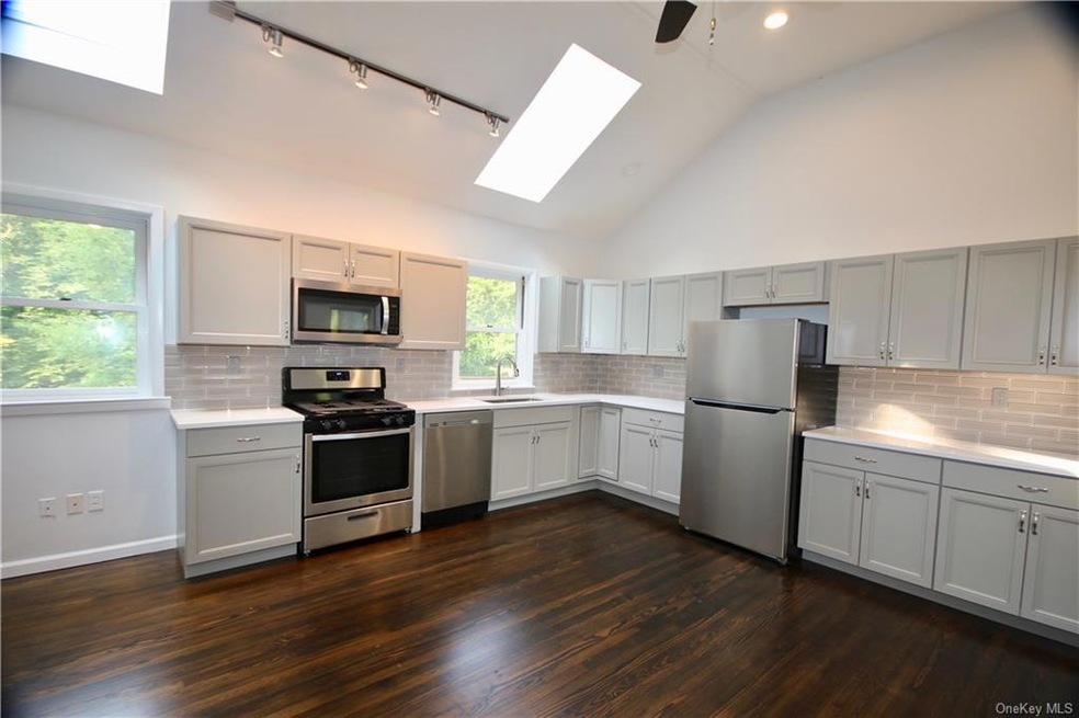 44 New Valley Rd, New City, NY 10956 - photo 1