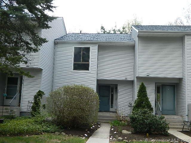 560 Oak Ave unit 560, Cheshire, CT 06410 - photo 1