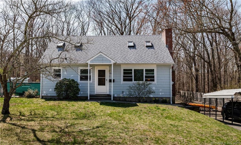 360 Mohegan Park Rd, Norwich, CT 06360 - photo 1