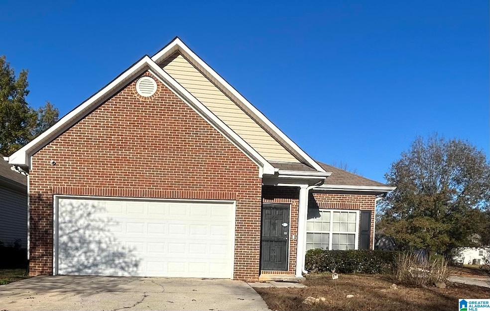 5081 Cantebury Ct, Center Point, AL 35215 - photo 1