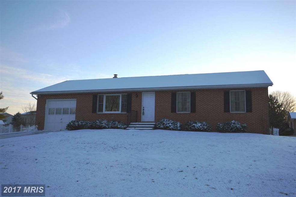 8 Kings Ct, Taneytown, MD 21787 - photo 1