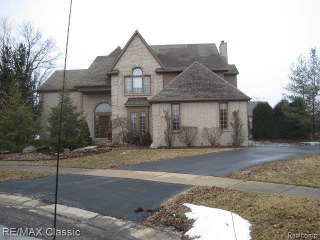 7196 Canterbury Ct, West Bloomfield, MI 48322 - photo 1