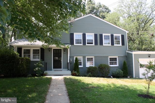 921 Croton Dr, Alexandria, VA 22308 - photo 1