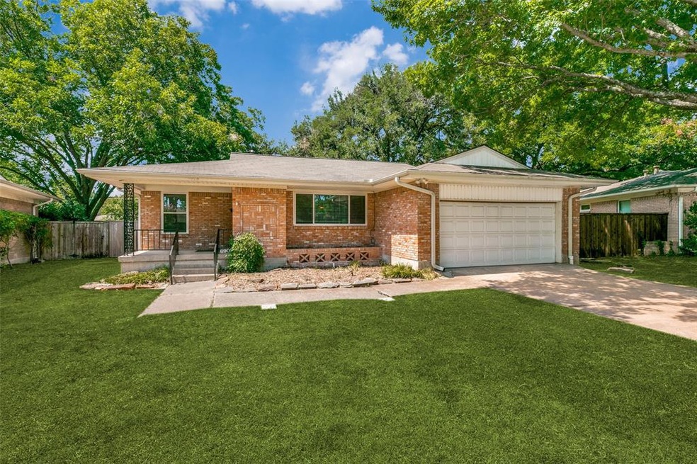 6908 Wake Forrest Dr, Dallas, TX 75214 - photo 1