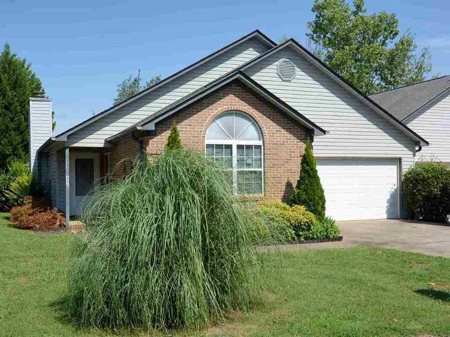 1120 Cobbs Glen Dr, Anderson, SC 29621 - photo 1