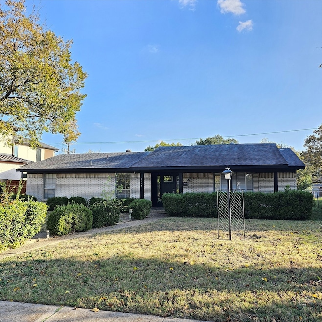 For Rent $1,995/month