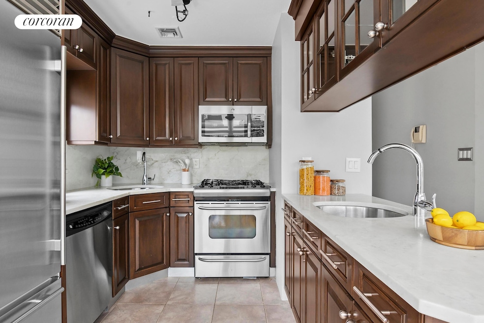 Pending $865,000 • Co-Listing Agent