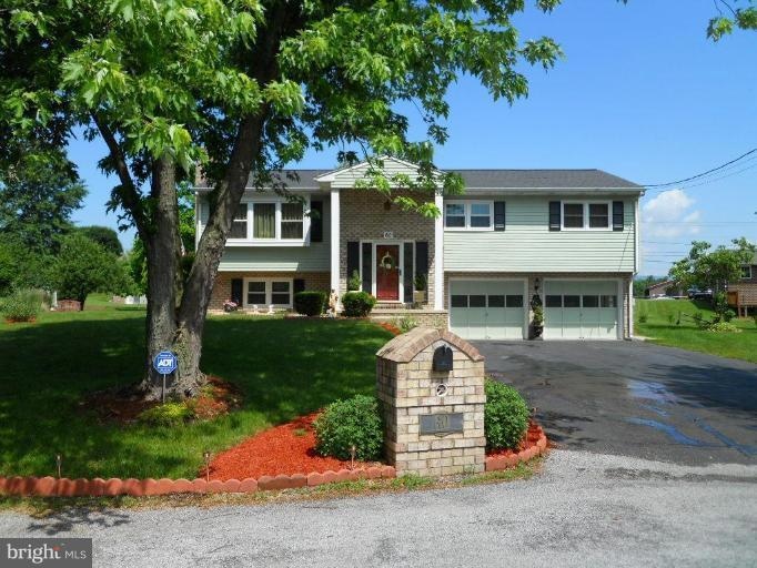 60 Jeffries Ct, Chambersburg, PA 17202 - photo 1