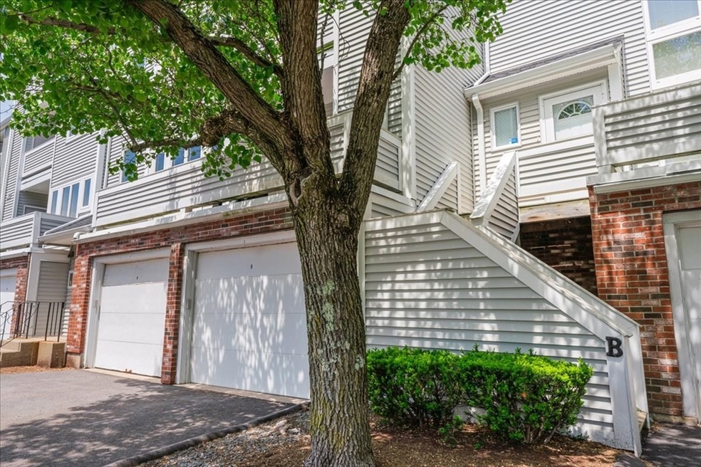 Sold $390,000 • Co-Listing Agent