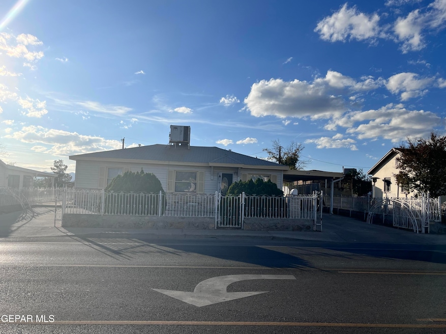 929 Giles Rd, El Paso, TX 79915 - photo 1